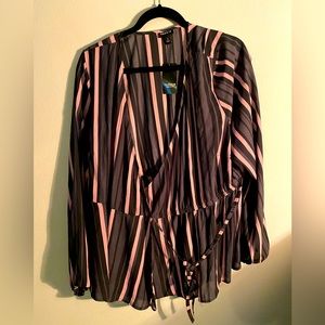 Torrid wrap around blouse, NWT